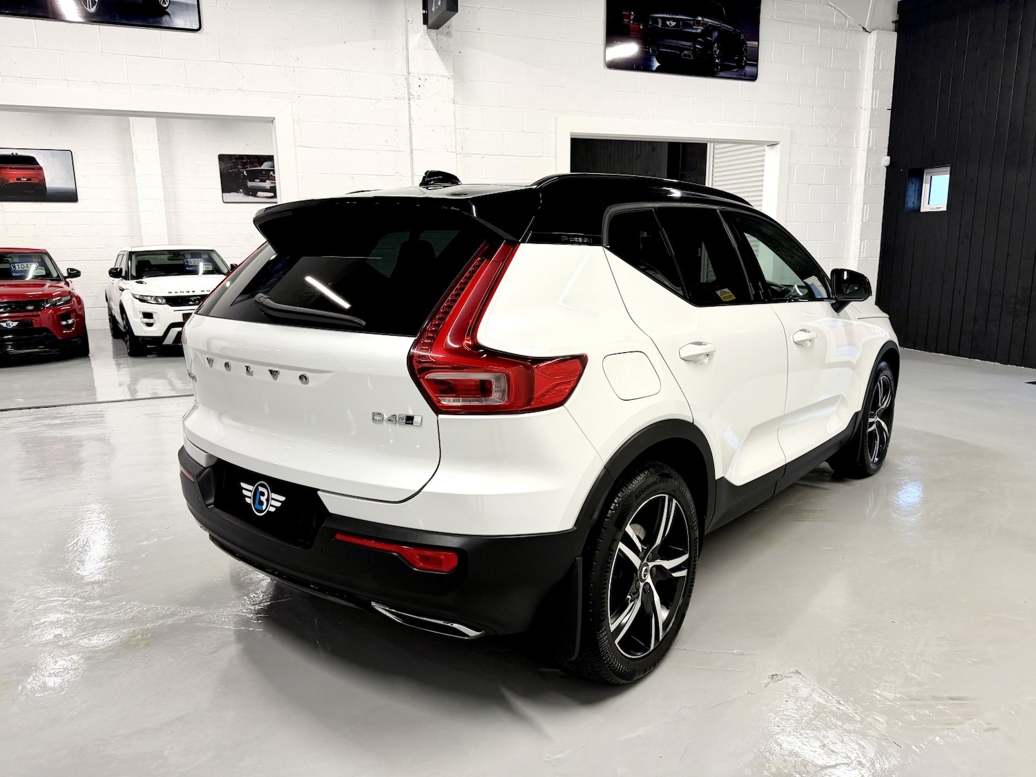 Used Volvo XC40 2018 for sale - 76725664: Photo 2