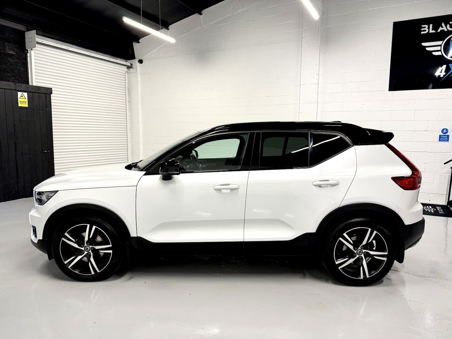 Used Volvo XC40 2018 for sale - 76725664: Photo 23