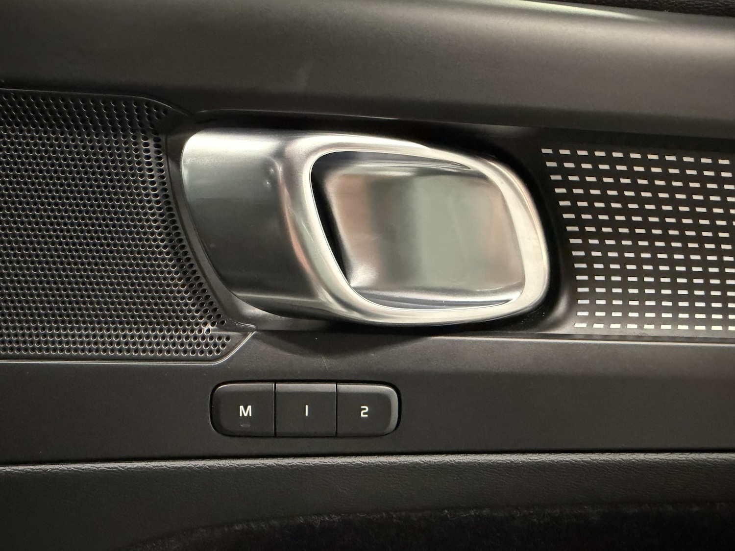 Used Volvo XC40 2018 for sale - 76725664: Photo 35