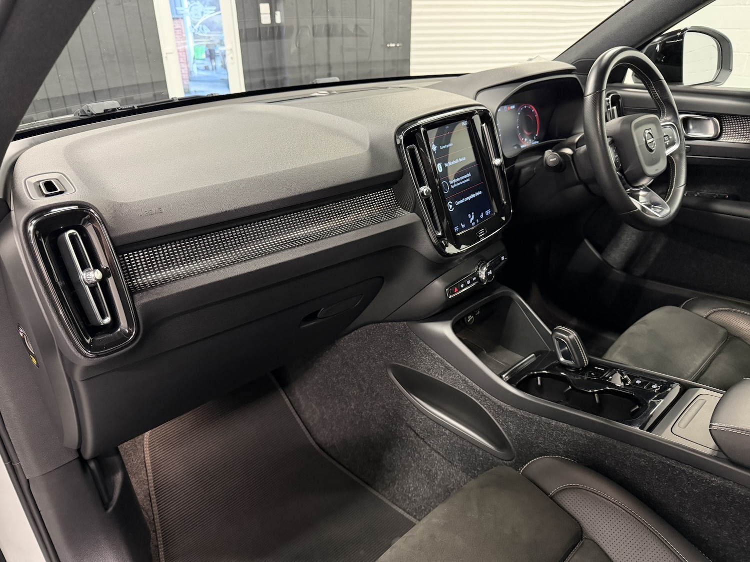 Used Volvo XC40 2018 for sale - 76725664: Photo 5