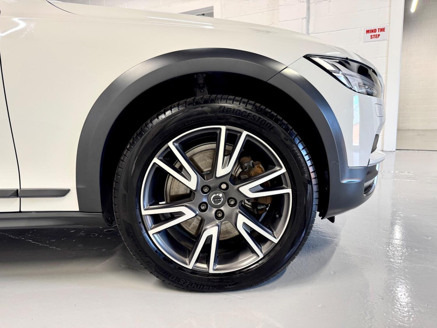 Used Volvo V90 2019 for sale - 76016751: Photo 10