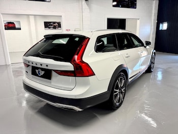 Used Volvo V90 2019 for sale - 76016751: Photo 2