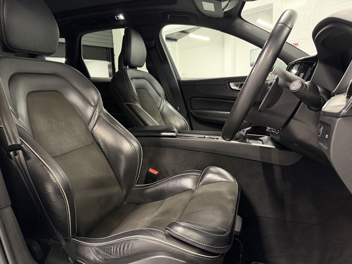 Used Volvo XC60 2017 for sale - 76412237: Photo 15