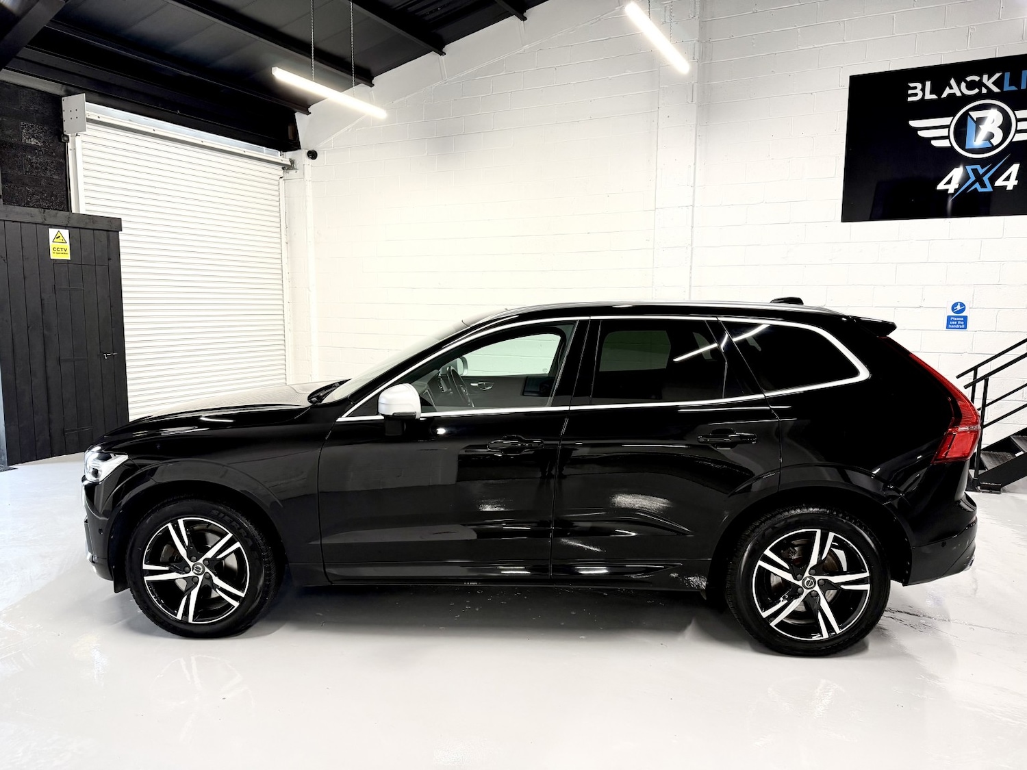 Used Volvo XC60 2017 for sale - 76412237: Photo 22
