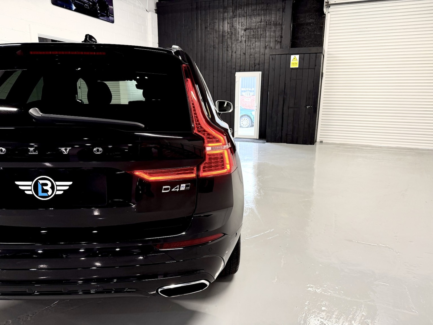 Used Volvo XC60 2017 for sale - 76412237: Photo 24