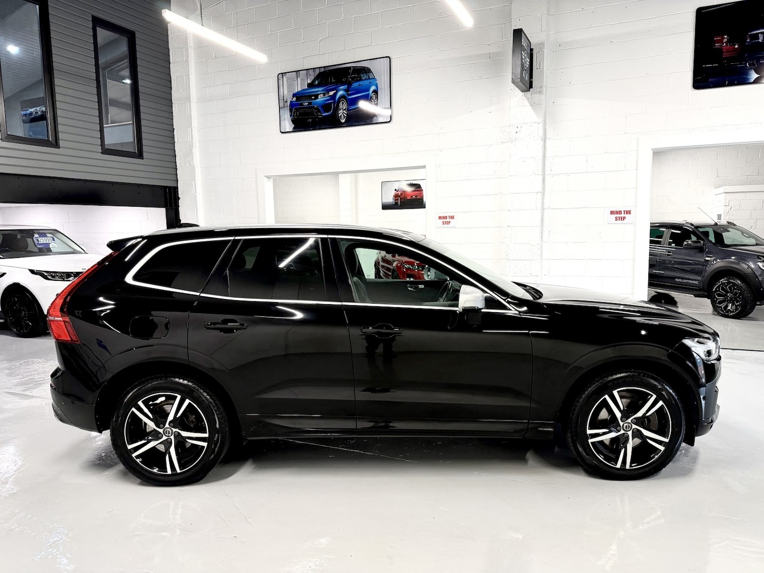 Used Volvo XC60 2017 for sale - 76412237: Photo 7