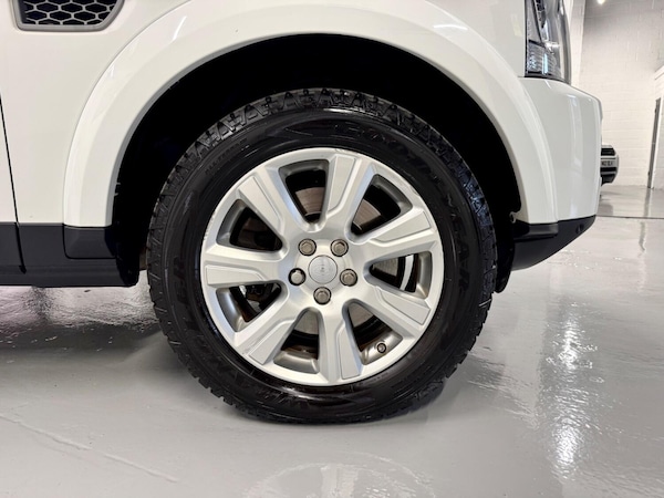 Used Land Rover Discovery 4 2014 for sale - 75592952: Photo 24