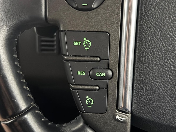 Used Land Rover Discovery 4 2014 for sale - 75592952: Photo 29