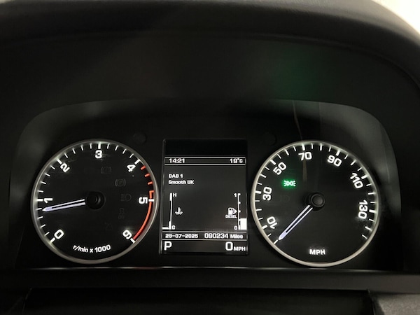 Used Land Rover Discovery 4 2014 for sale - 75592952: Photo 35