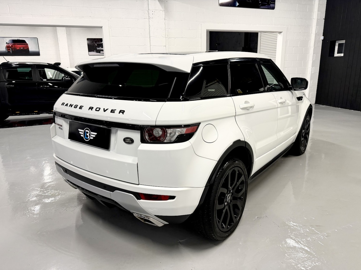 Used Land Rover Range Rover Evoque 2012 for sale - 76837100: Photo 2