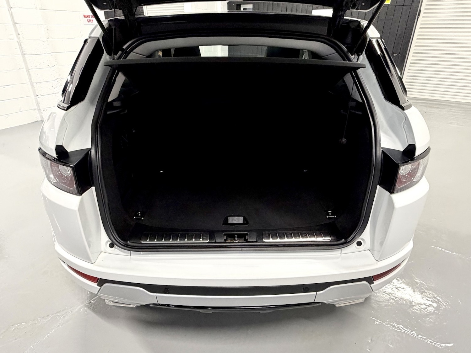 Used Land Rover Range Rover Evoque 2012 for sale - 76837100: Photo 25