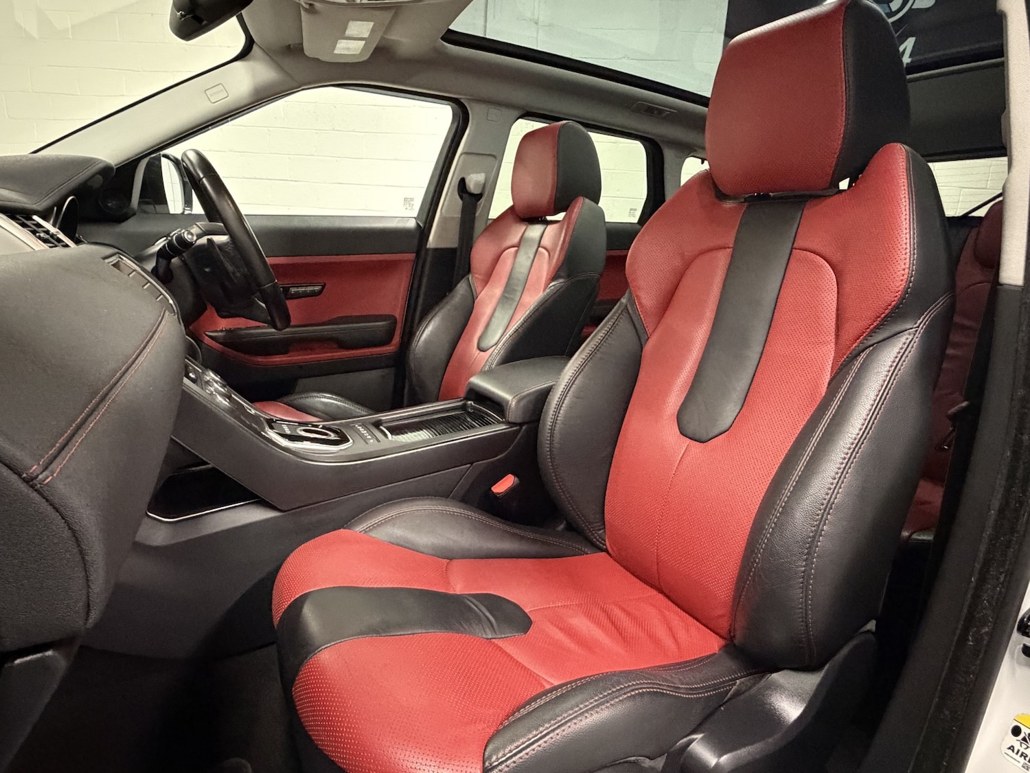 Used Land Rover Range Rover Evoque 2012 for sale - 76837100: Photo 3