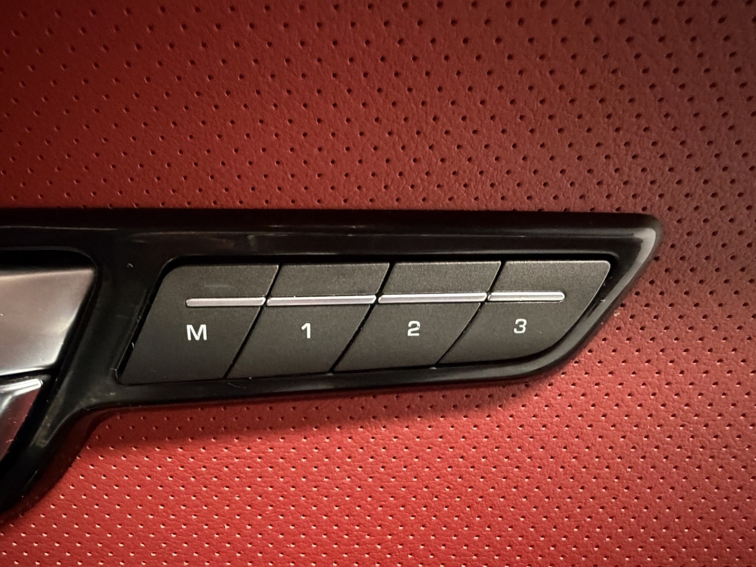 Used Land Rover Range Rover Evoque 2012 for sale - 76837100: Photo 31