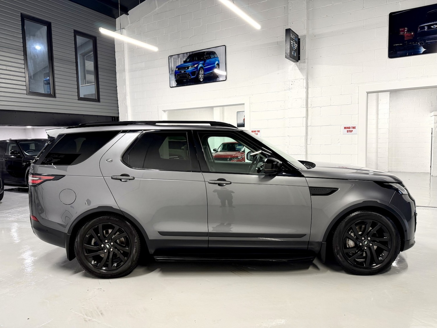 Used Land Rover Discovery 2018 for sale - 76836953: Photo 28