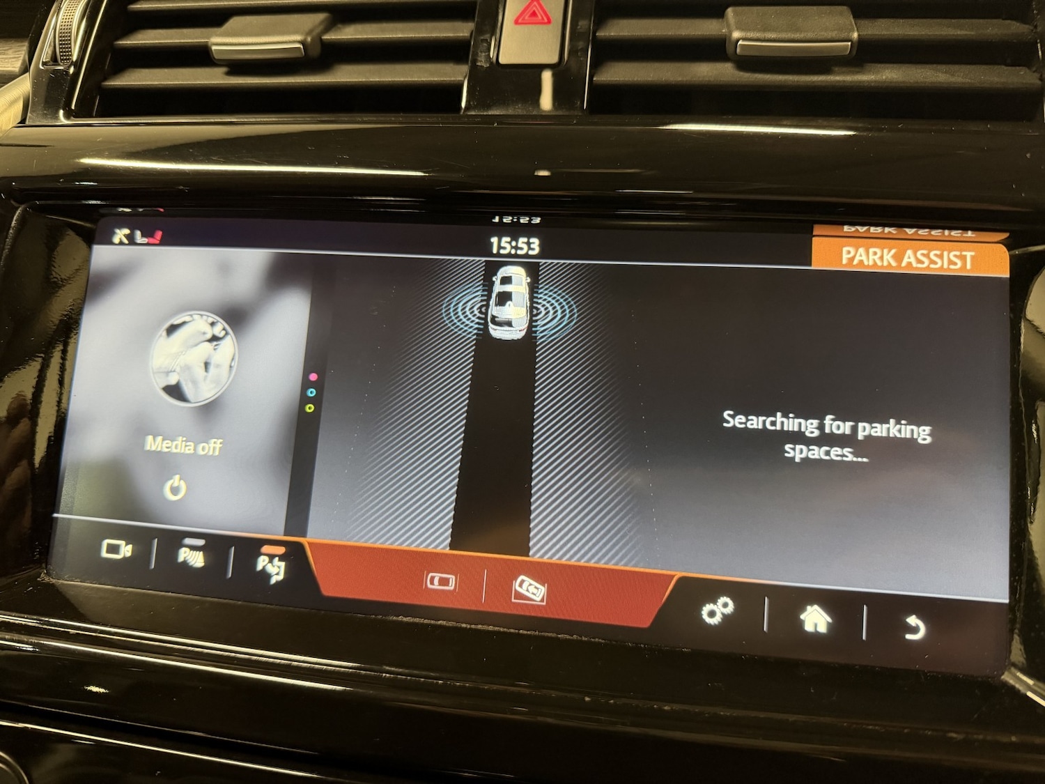 Used Land Rover Discovery 2018 for sale - 76836953: Photo 32