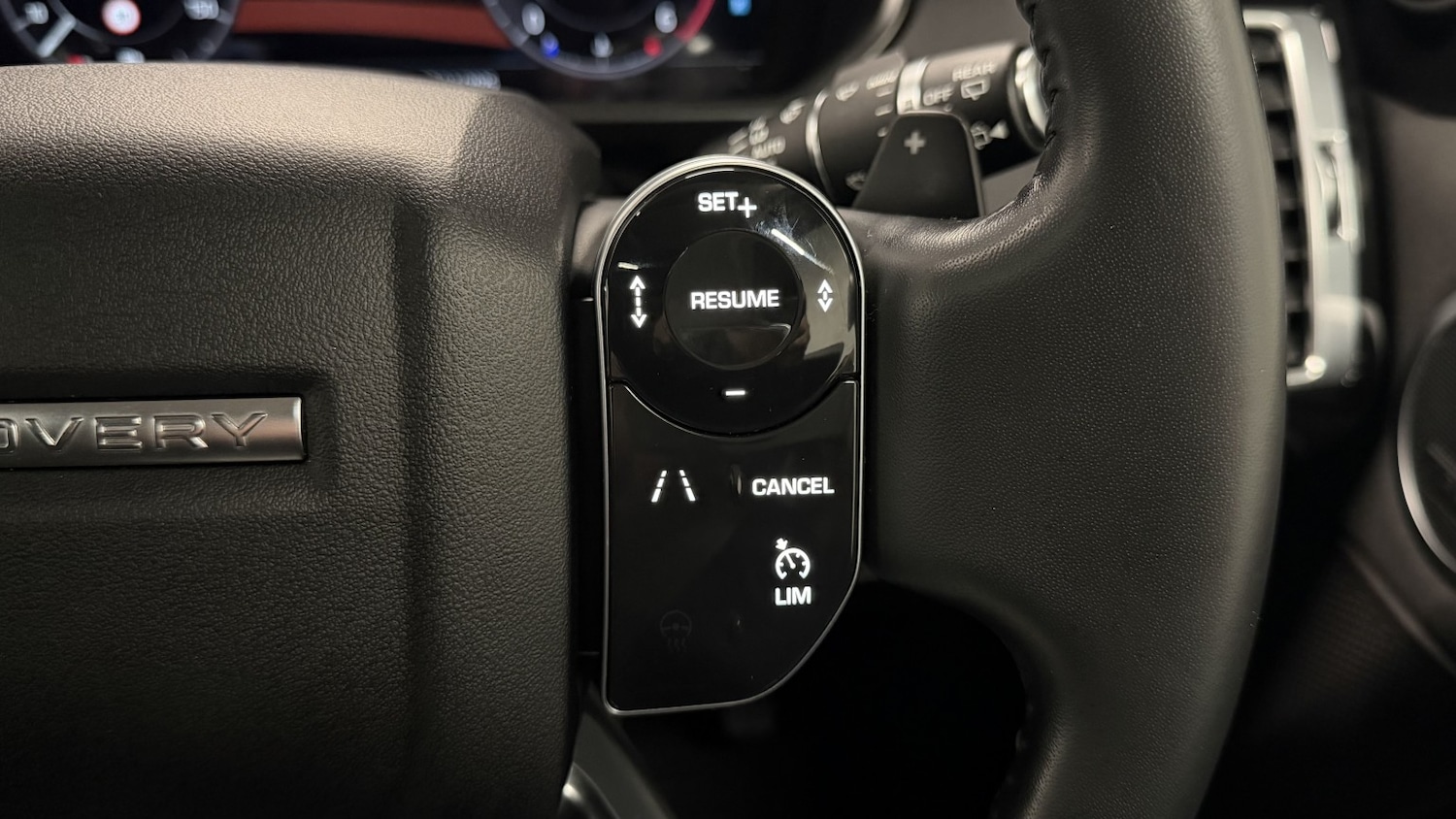 Used Land Rover Discovery 2018 for sale - 76836953: Photo 38