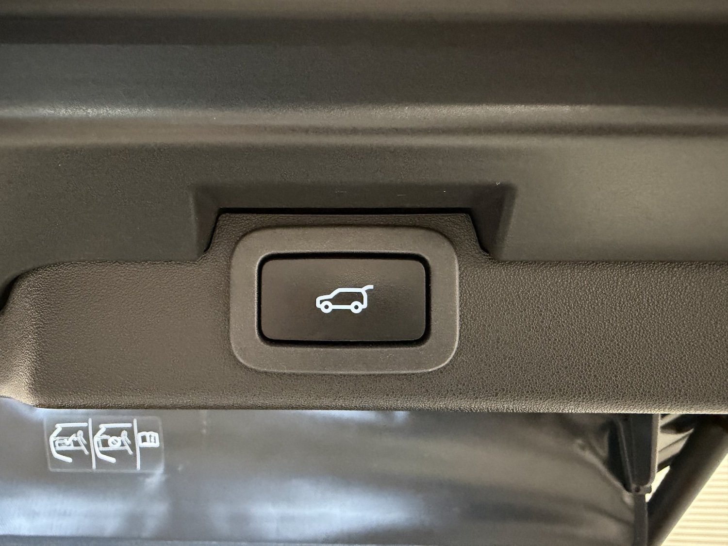 Used Land Rover Discovery 2018 for sale - 76836953: Photo 42