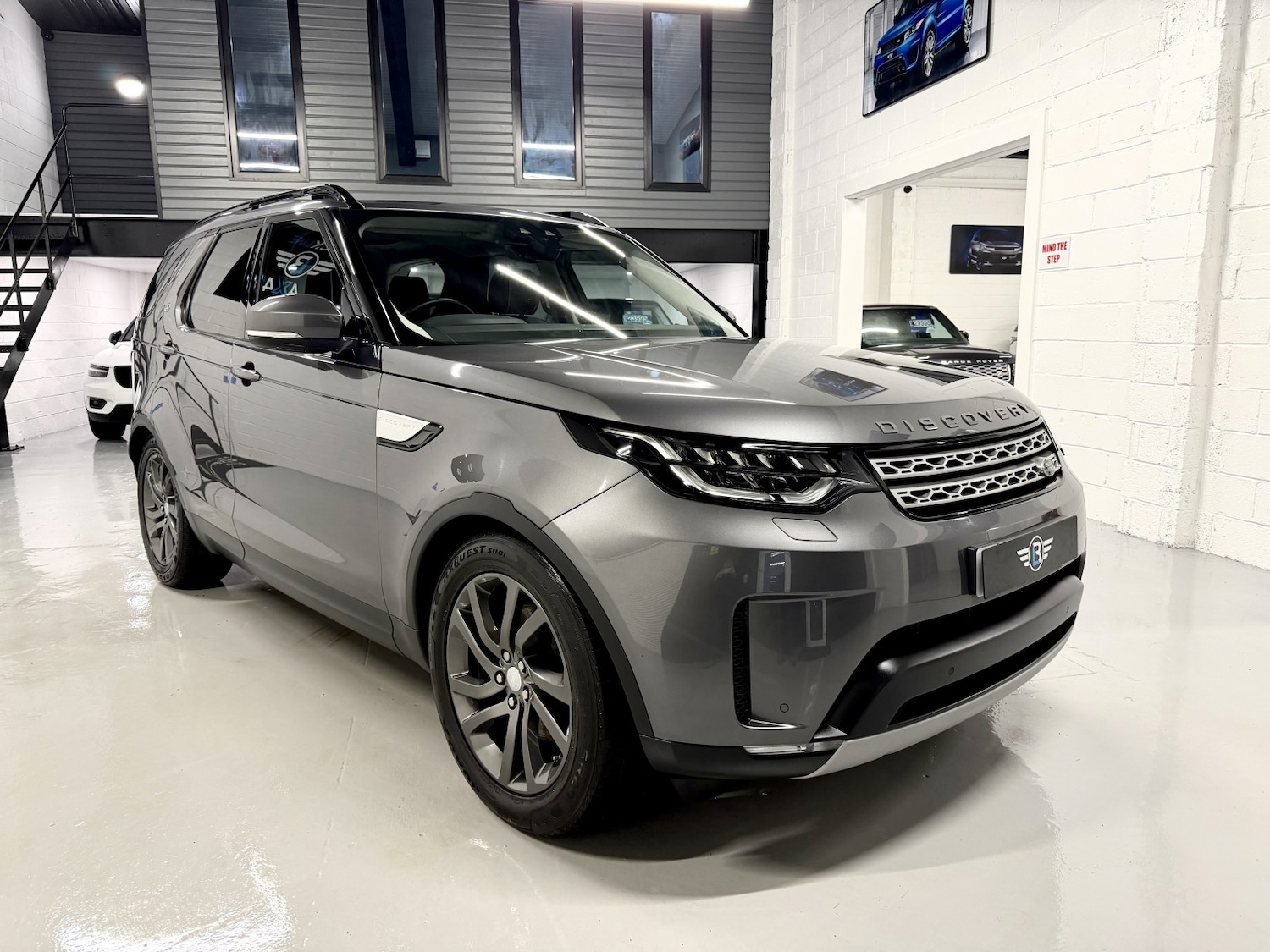 Used Land Rover Discovery 2018 for sale - 76734793: Photo 1