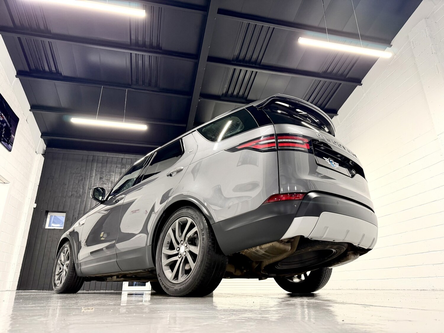 Used Land Rover Discovery 2018 for sale - 76734793: Photo 14