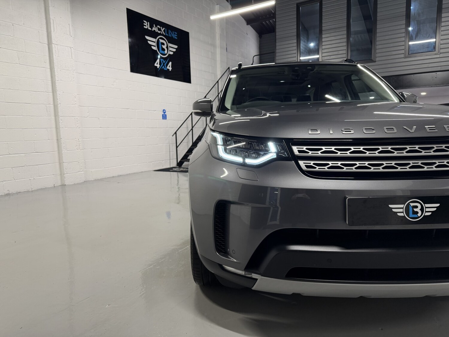 Used Land Rover Discovery 2018 for sale - 76734793: Photo 23