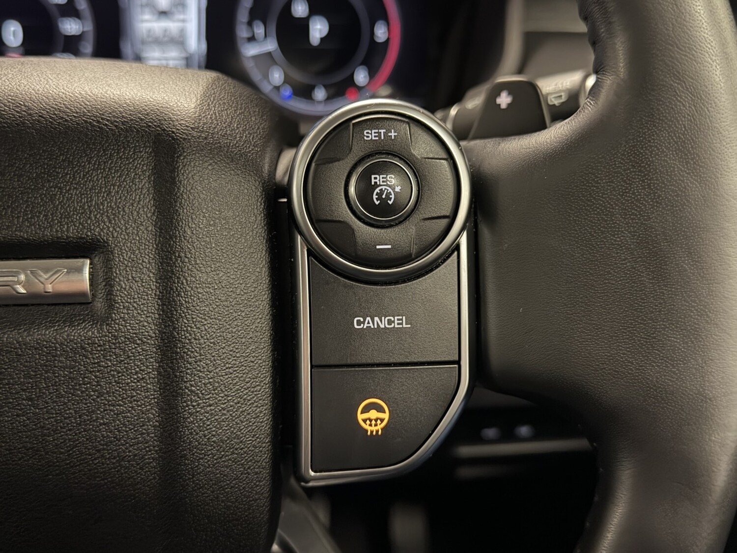 Used Land Rover Discovery 2018 for sale - 76734793: Photo 35