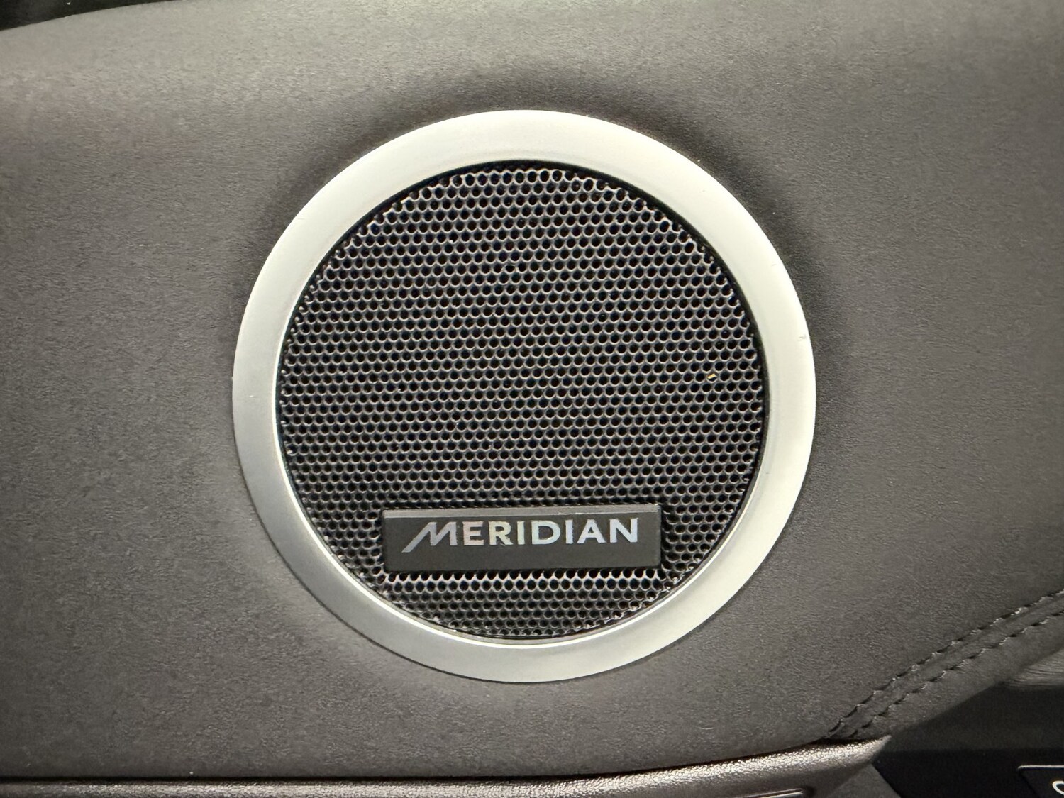 Used Land Rover Discovery 2018 for sale - 76734793: Photo 38