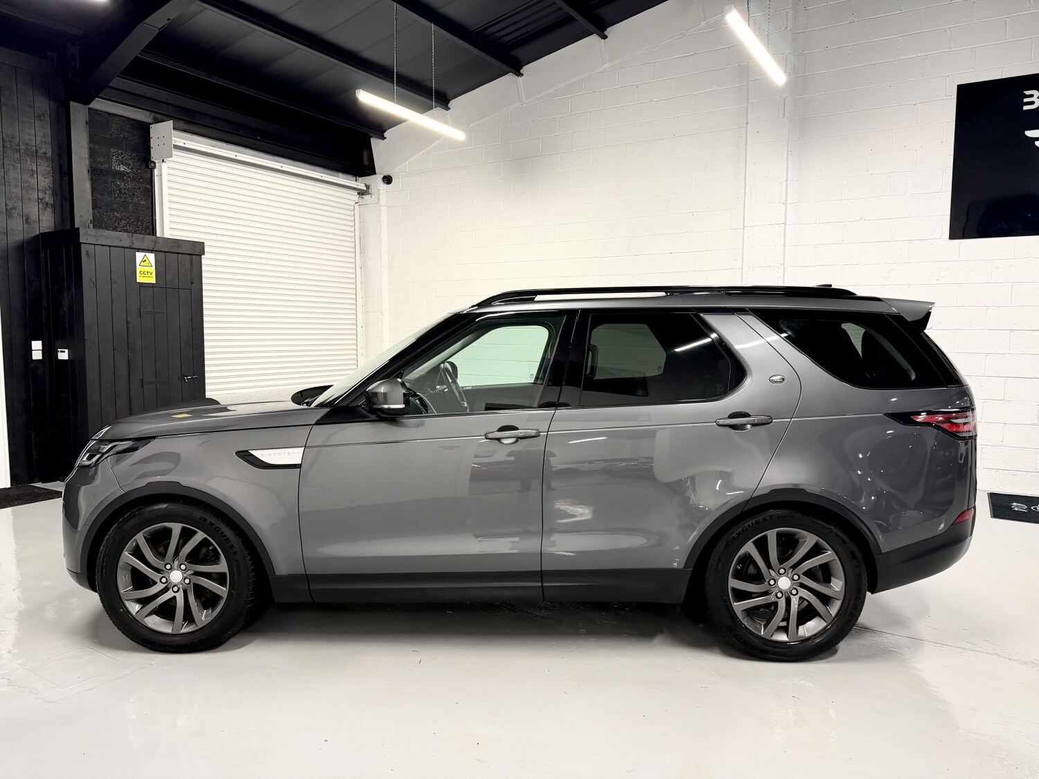 Used Land Rover Discovery 2018 for sale - 76734793: Photo 7