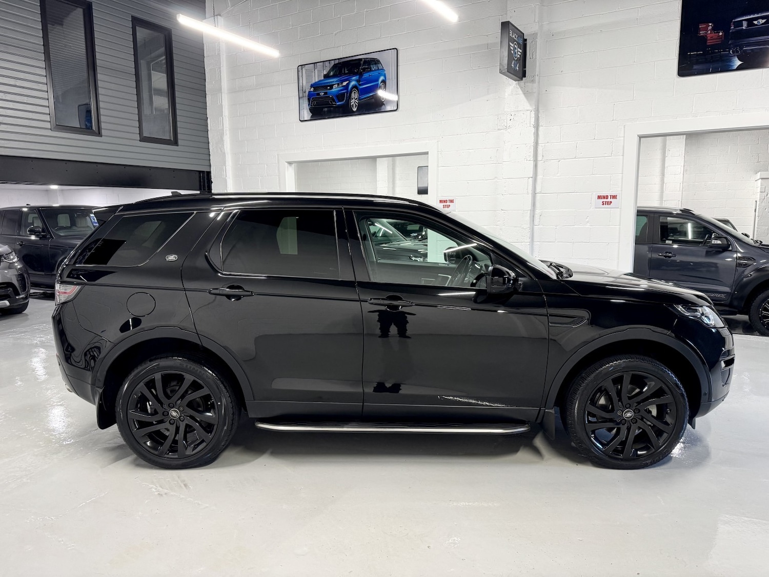 Used Land Rover Discovery Sport 2015 for sale - 76974435: Photo 24