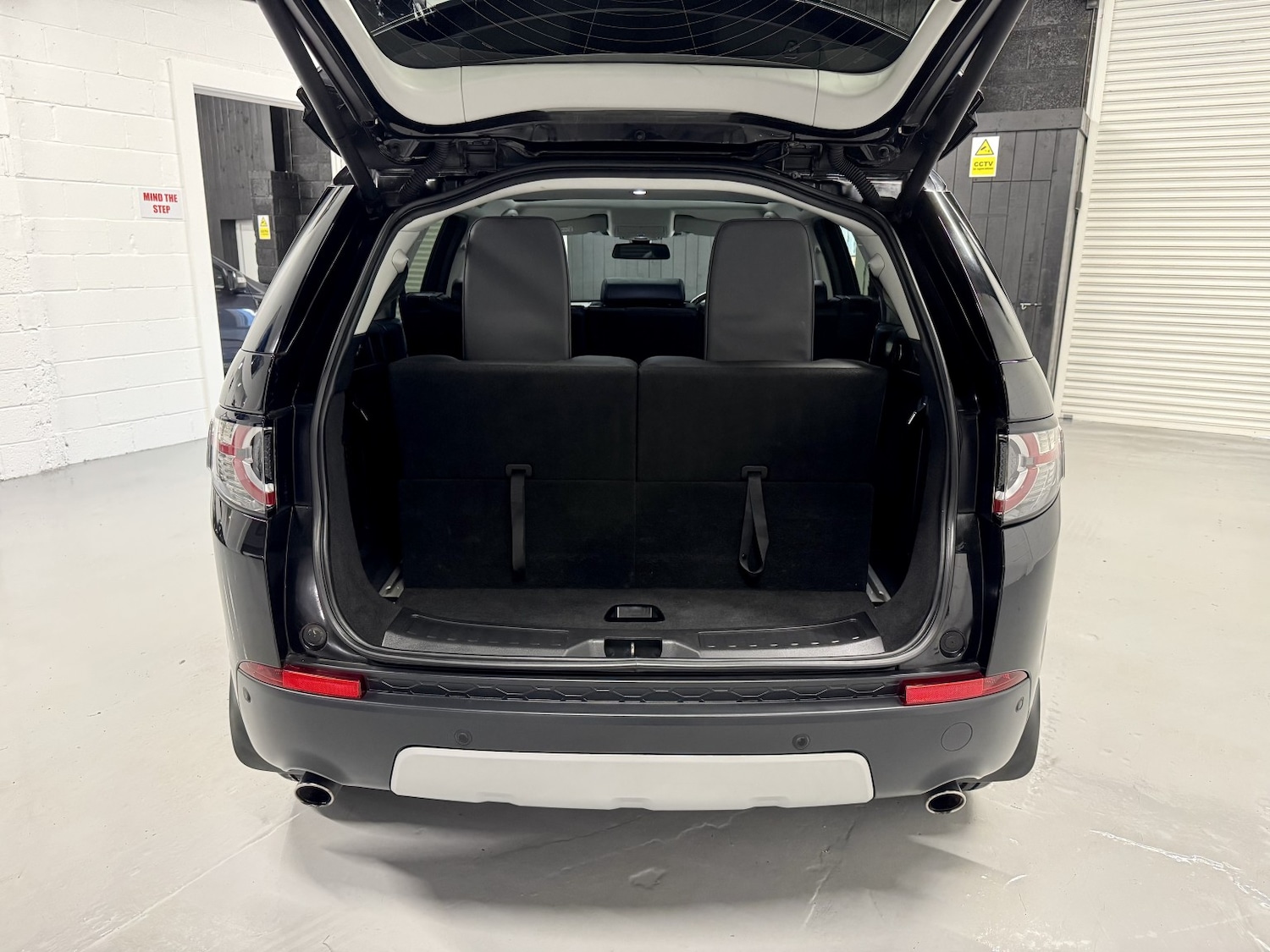 Used Land Rover Discovery Sport 2015 for sale - 76974435: Photo 28