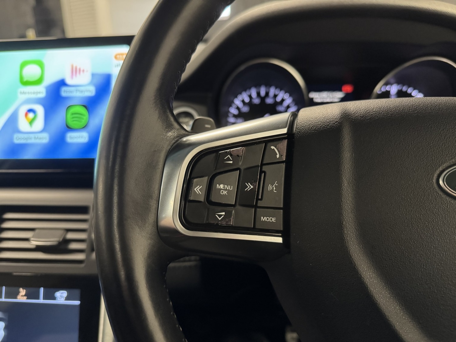 Used Land Rover Discovery Sport 2015 for sale - 76974435: Photo 41