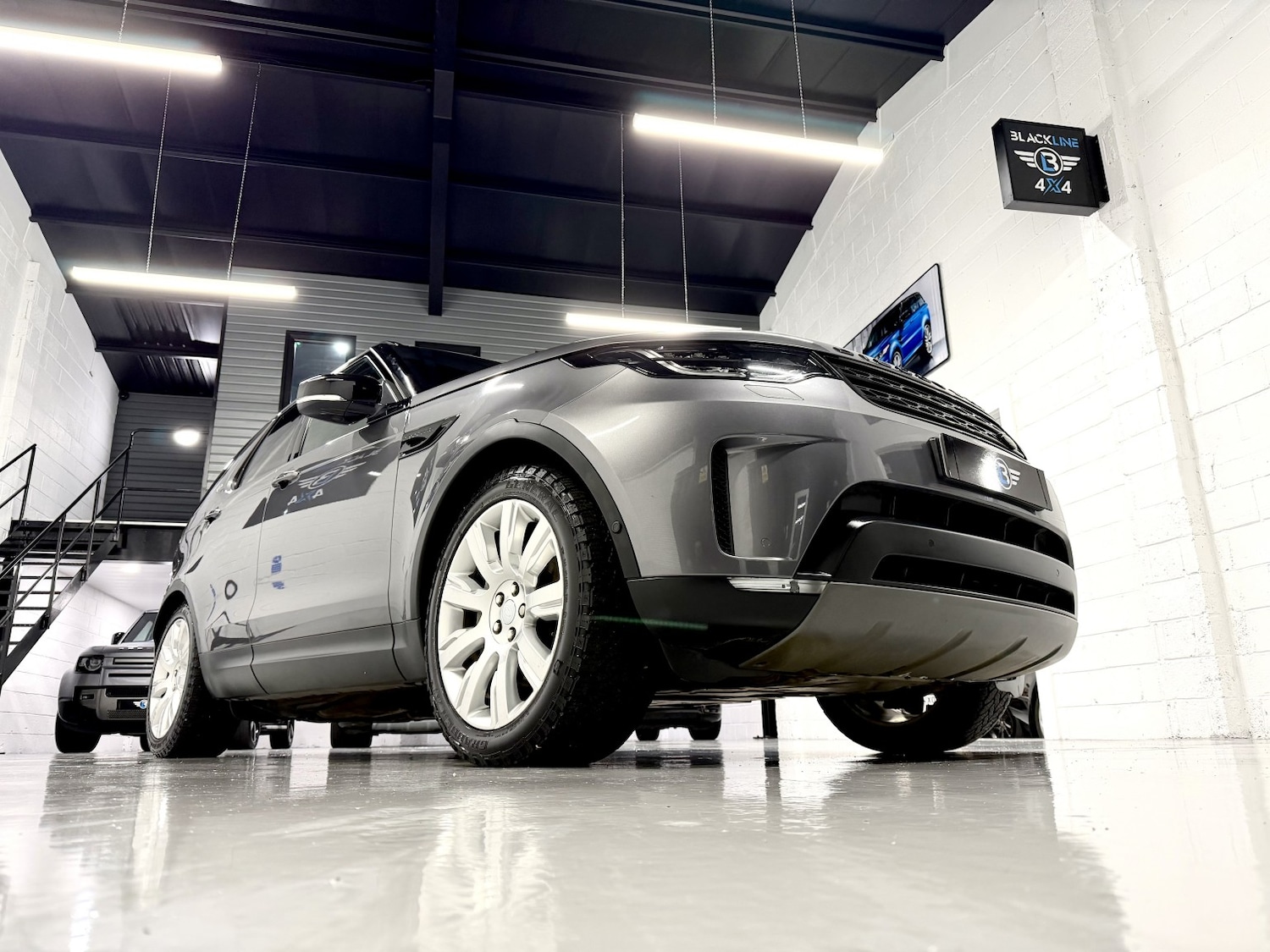 Used Land Rover Discovery 2018 for sale - 76785001: Photo 11