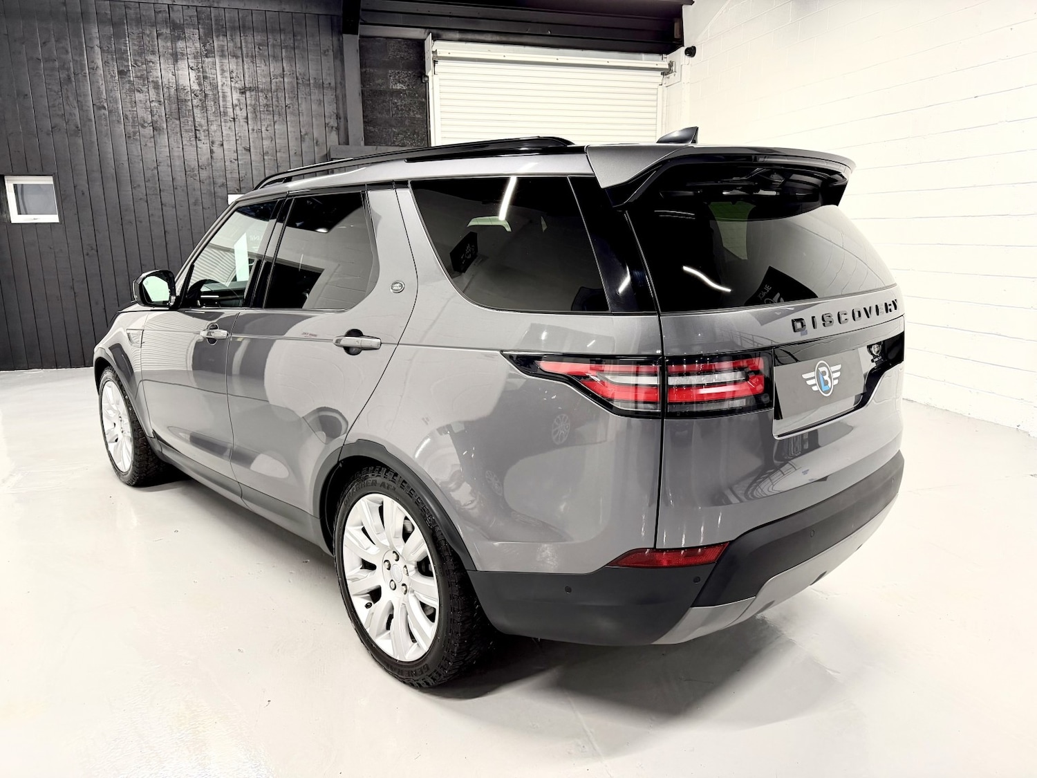 Used Land Rover Discovery 2018 for sale - 76785001: Photo 24