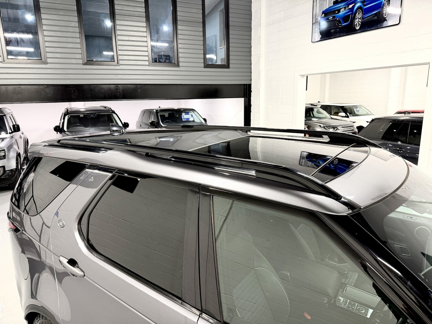 Used Land Rover Discovery 2018 for sale - 76785001: Photo 29