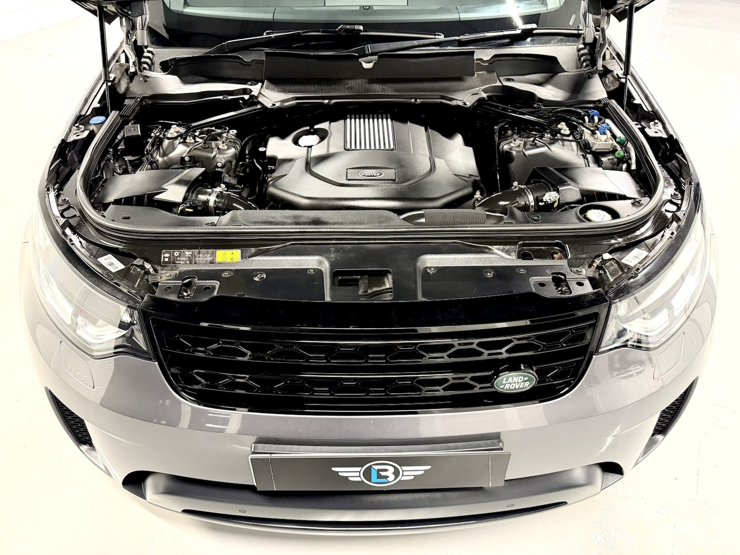 Used Land Rover Discovery 2018 for sale - 76785001: Photo 30