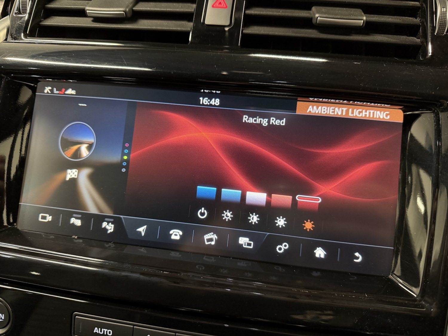 Used Land Rover Discovery 2018 for sale - 76785001: Photo 34