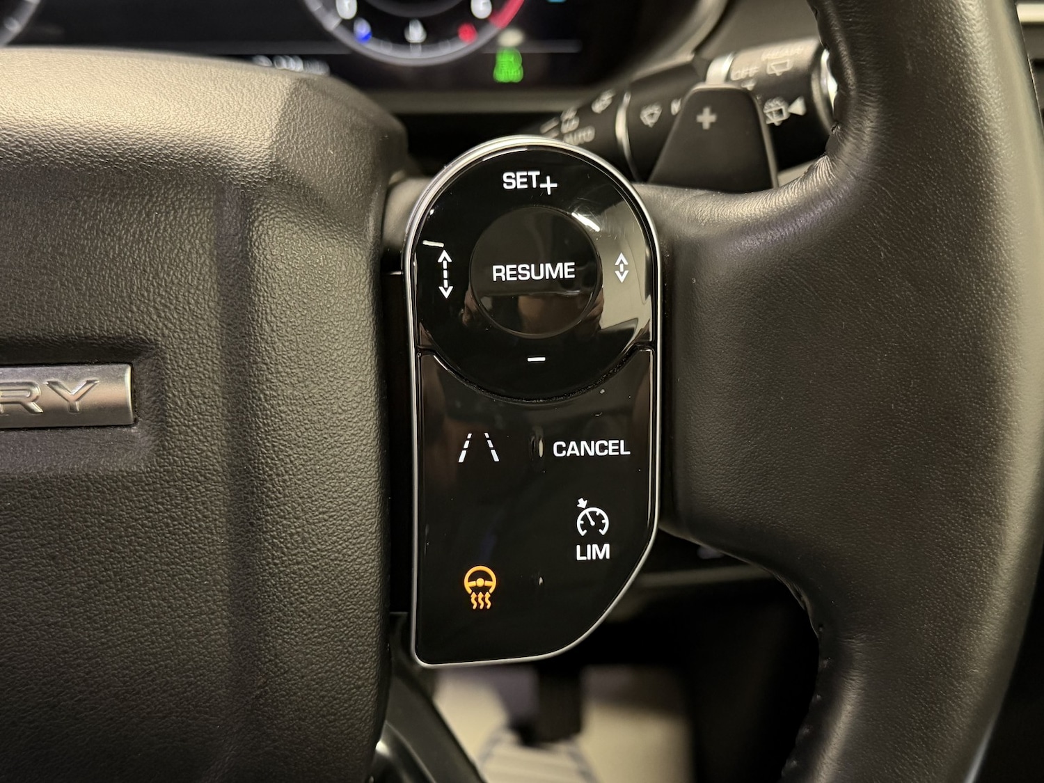 Used Land Rover Discovery 2018 for sale - 76785001: Photo 47