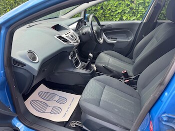 Used Ford Fiesta 2010 for sale - 79371651: Photo