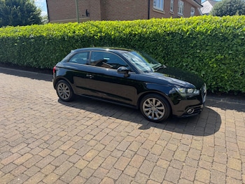 Used Audi A1 2011 for sale - 79371630: Photo