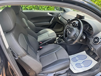 Used Audi A1 2011 for sale - 79371630: Photo
