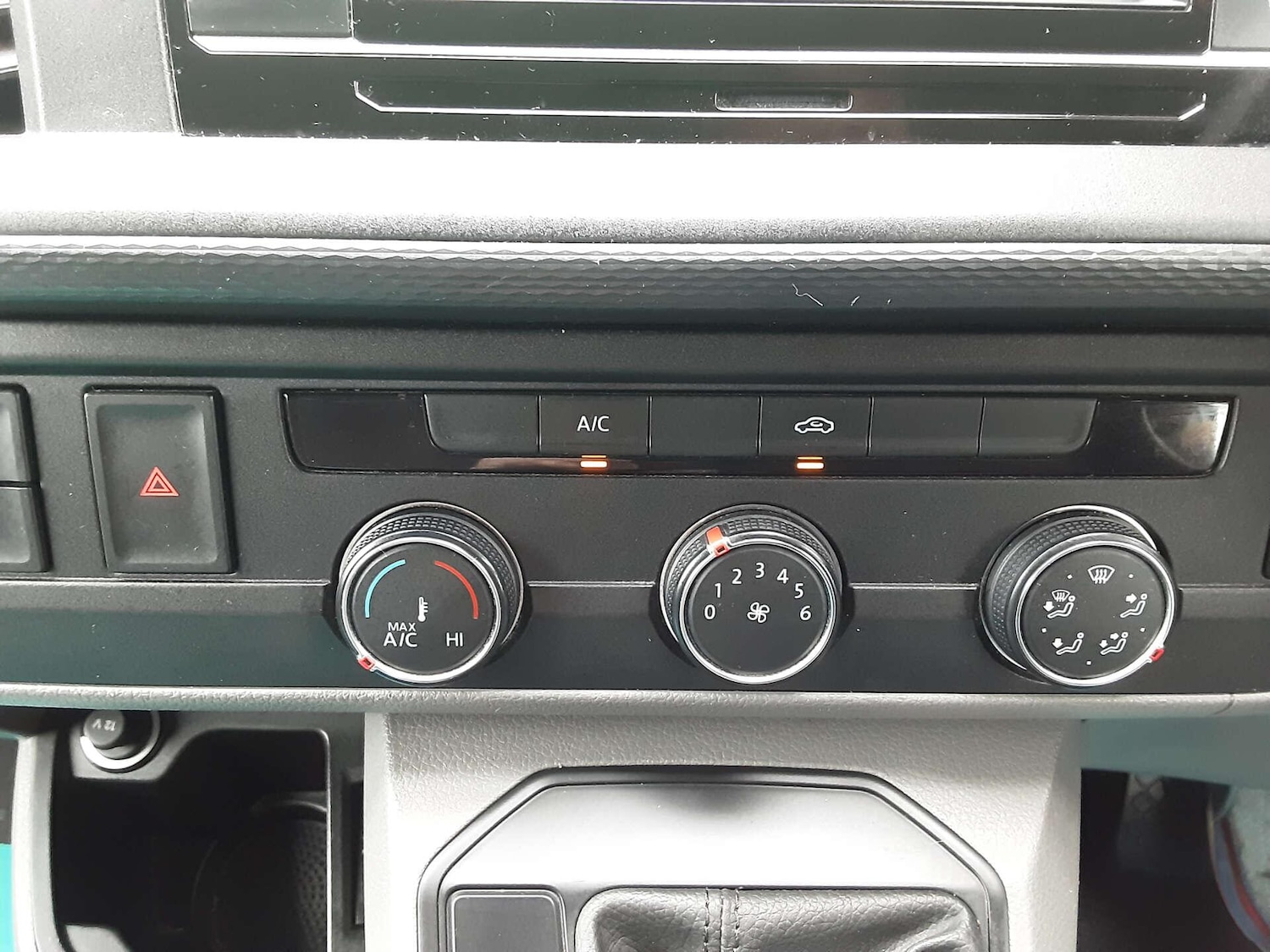 Used Volkswagen Transporter 2021 for sale - 76807634: Photo 27