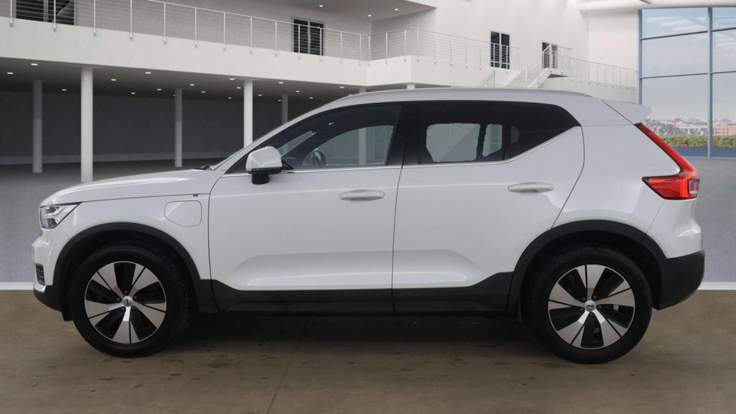 Used Volvo XC40 2022 for sale - 77957356: Photo 12