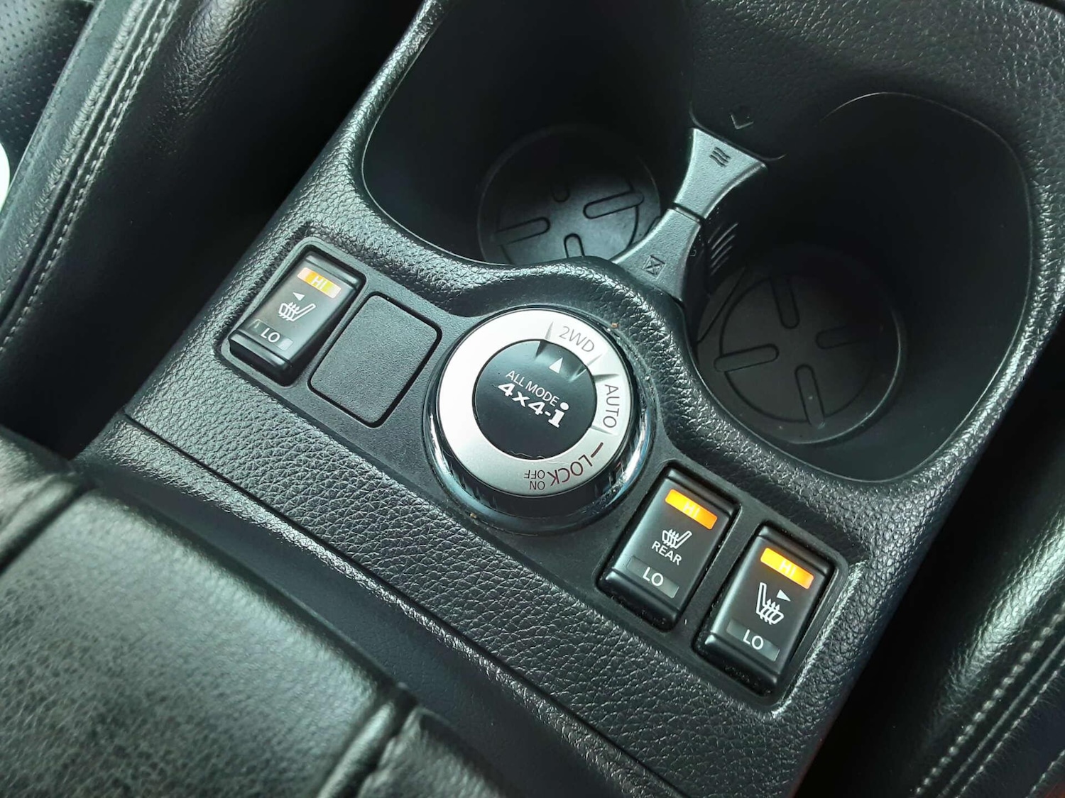 Used Nissan X-Trail 2020 for sale - 77659000: Photo 38