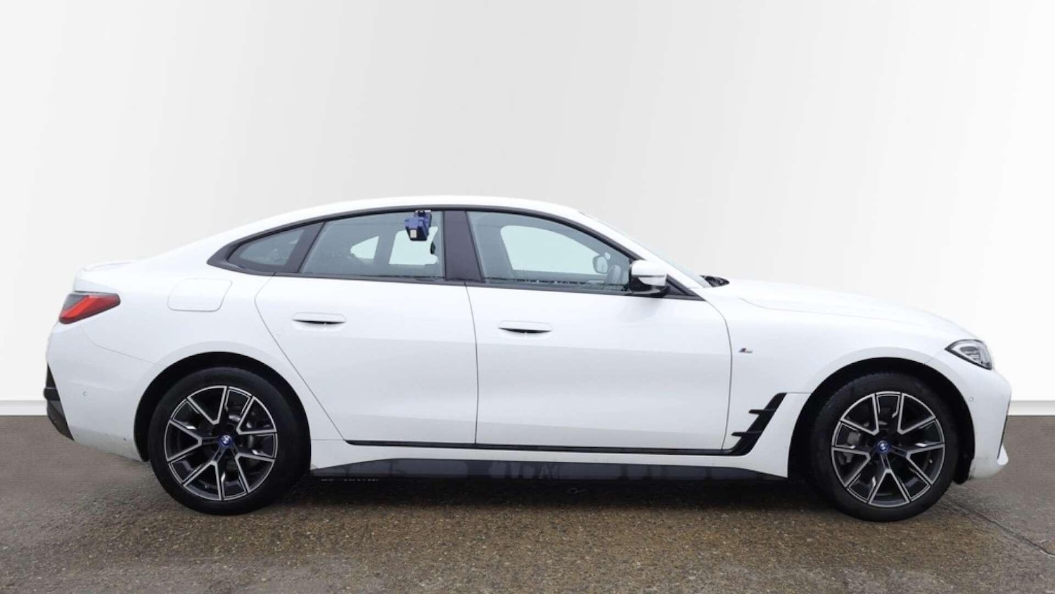 Used BMW i4 2022 for sale - 77155745: Photo 5