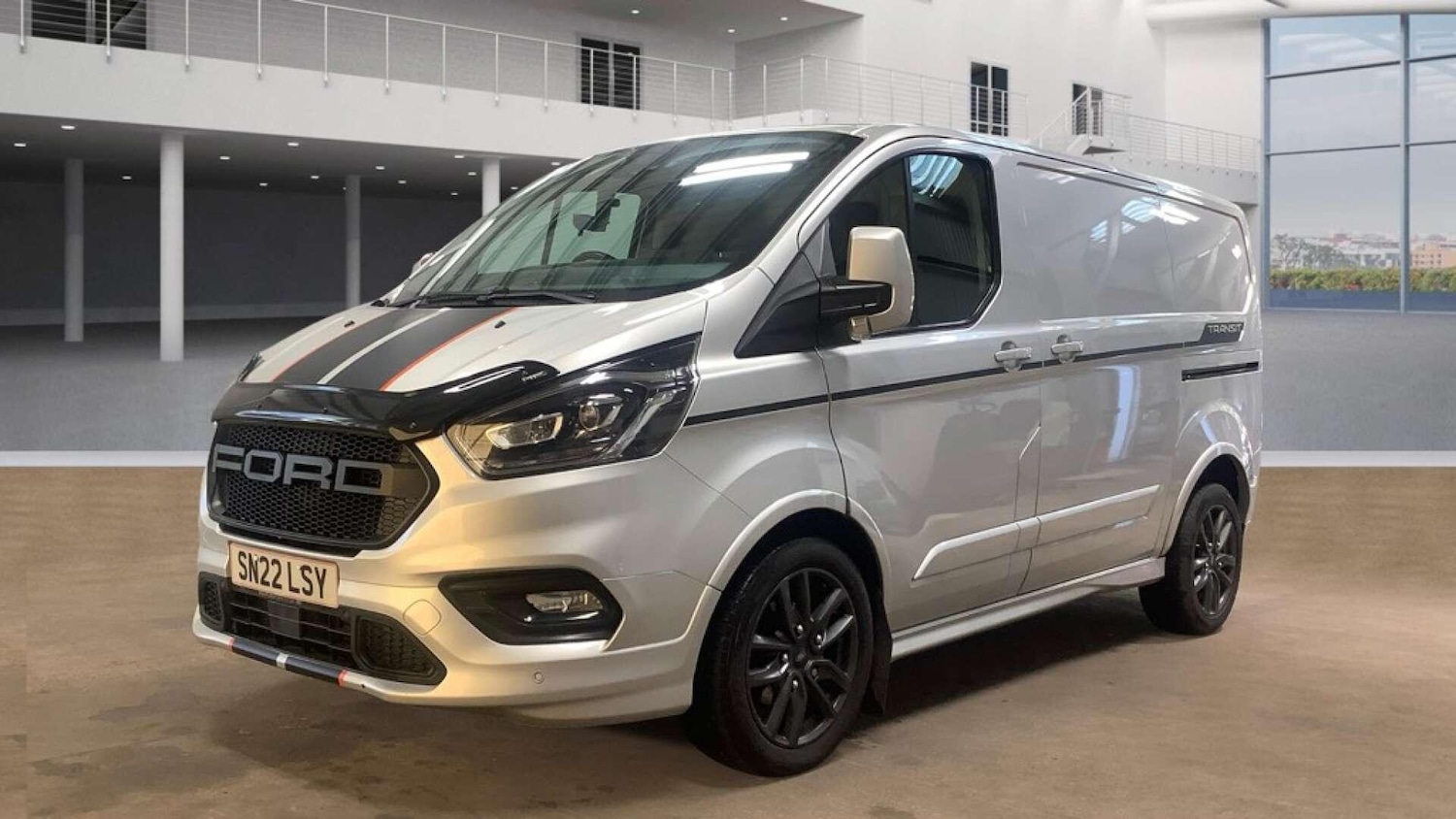 Used Ford Transit Custom 2022 for sale - 76839522: Photo 2