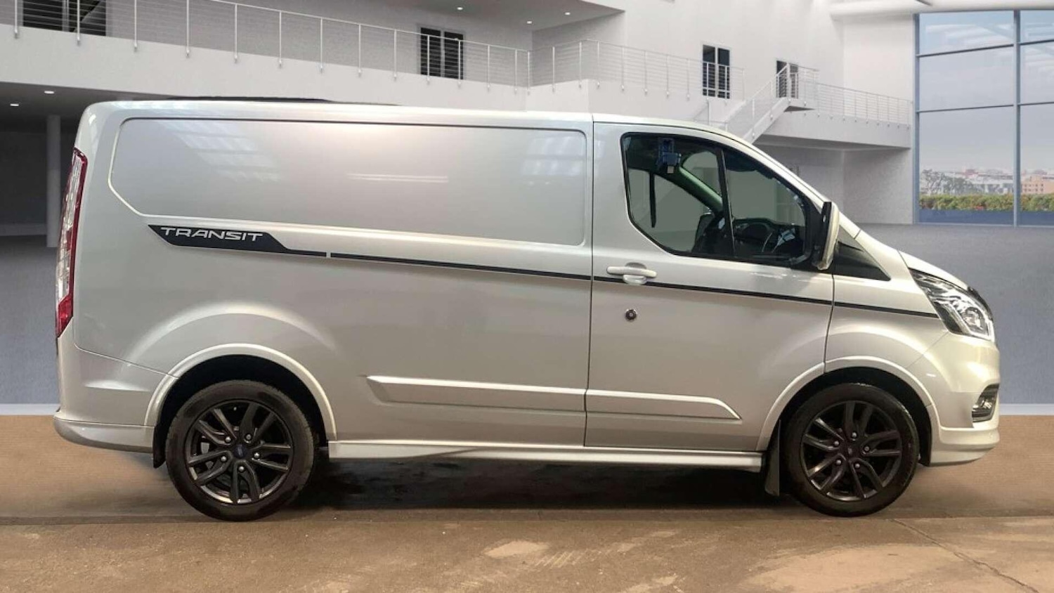 Used Ford Transit Custom 2022 for sale - 76839522: Photo 8