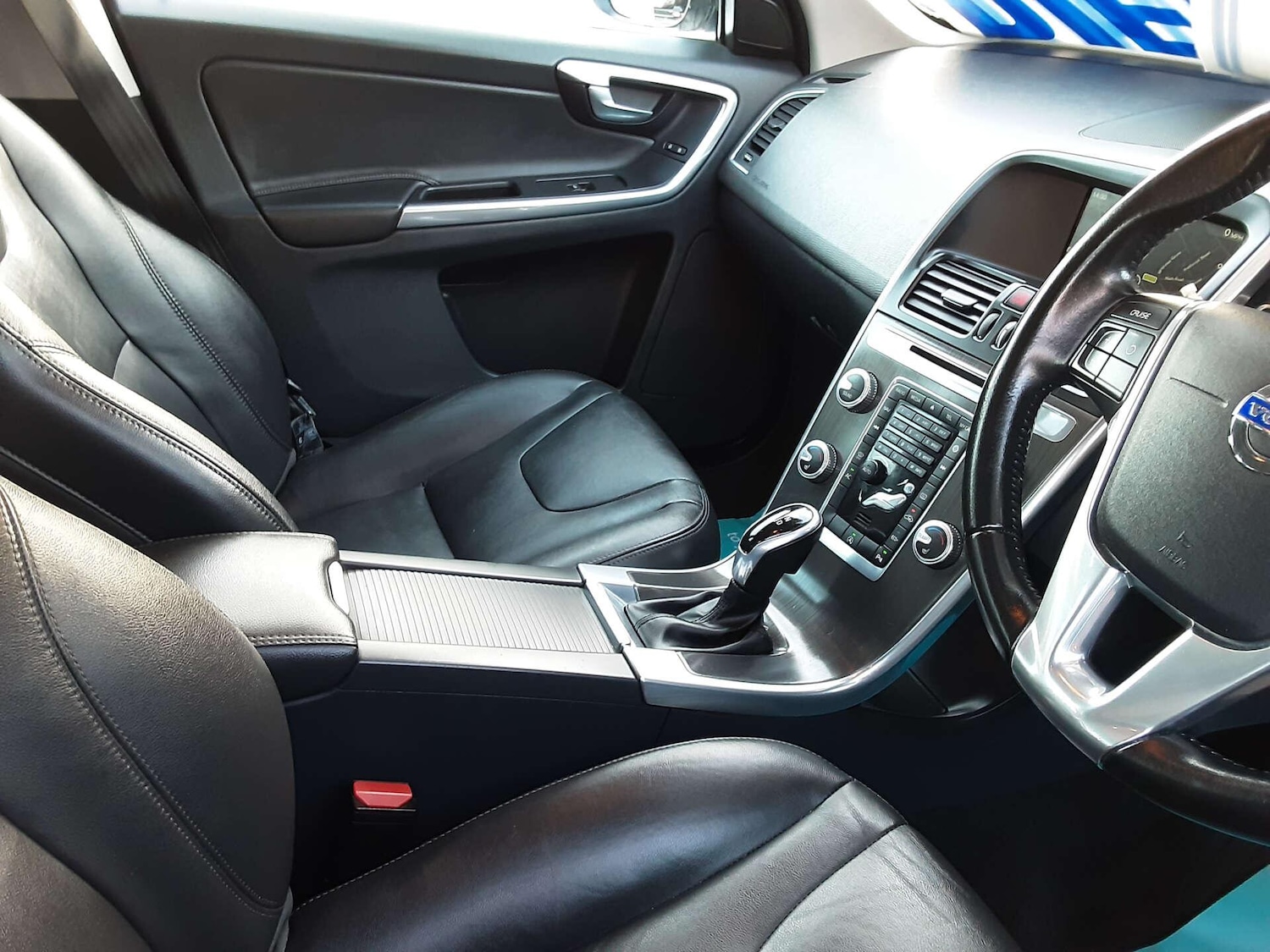 Used Volvo XC60 2015 for sale - 76807689: Photo 19