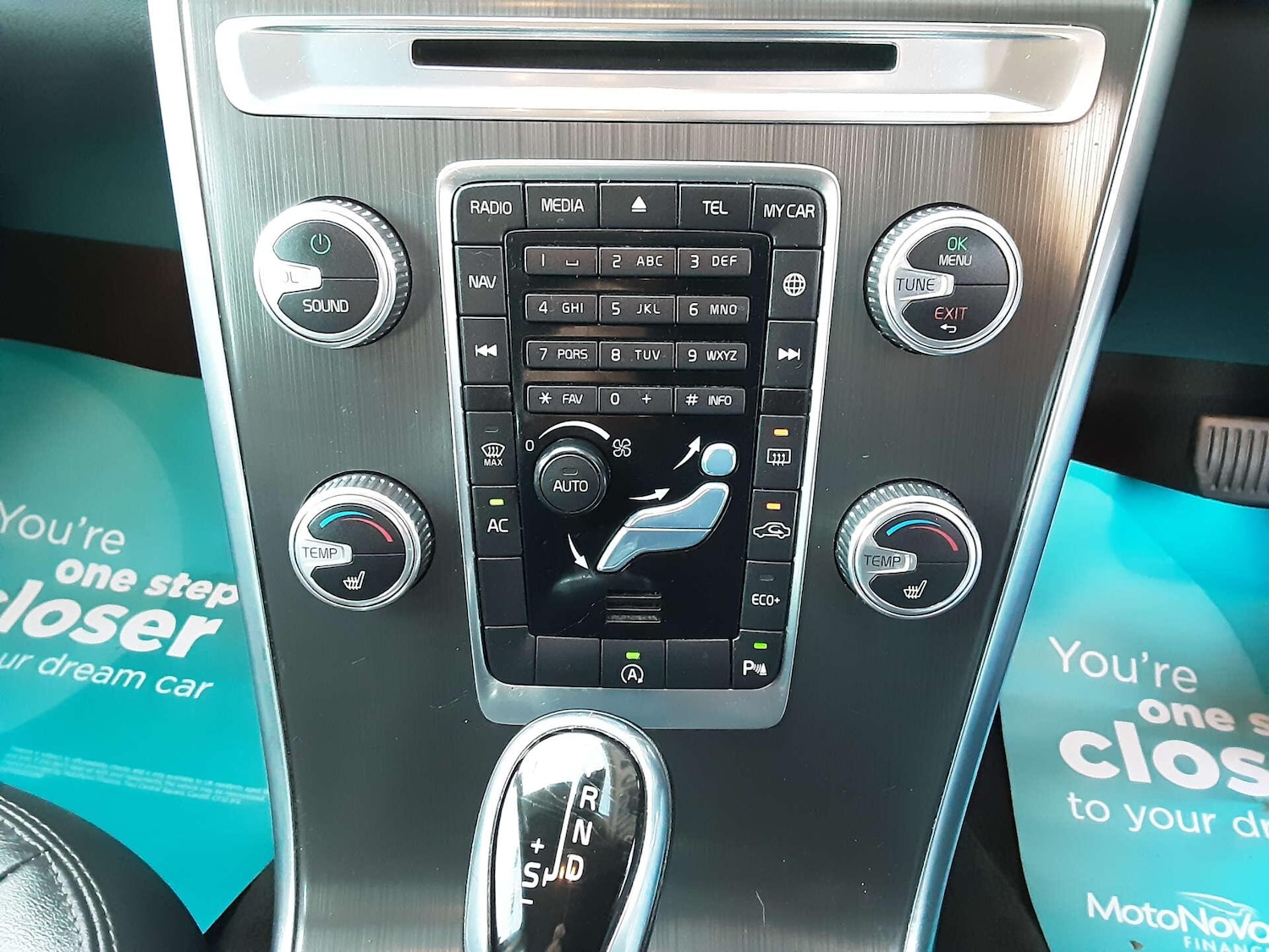 Used Volvo XC60 2015 for sale - 76807689: Photo 29