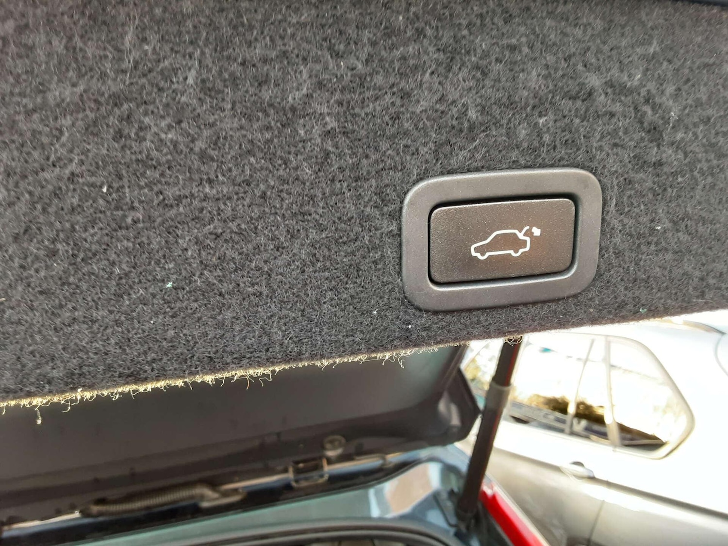 Used Volvo XC60 2015 for sale - 76807689: Photo 33