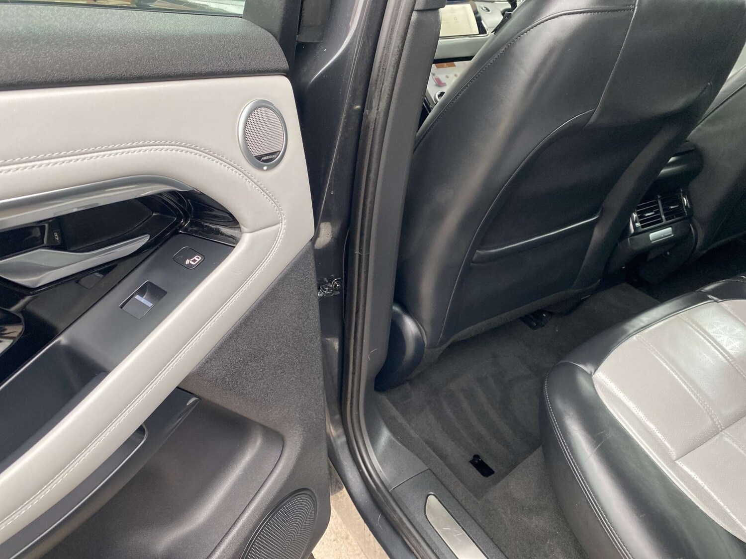 Used Land Rover Range Rover Evoque 2021 for sale - 76601498: Photo 24