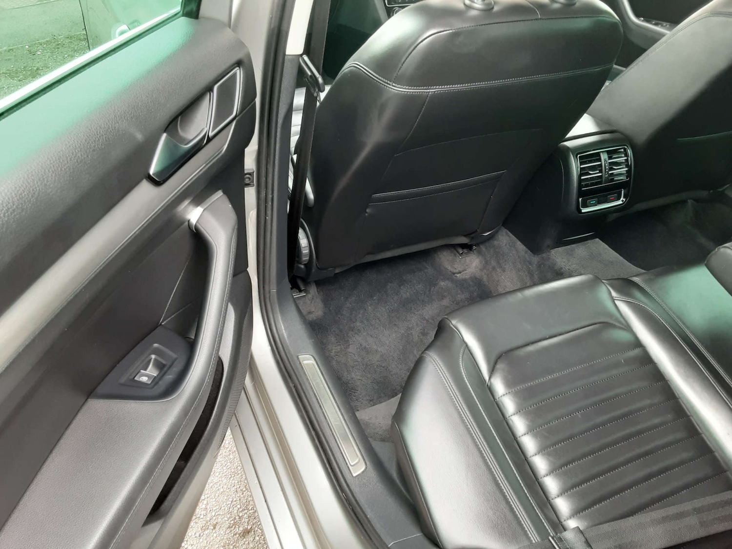 Used Volkswagen Passat 2015 for sale - 76404568: Photo 22